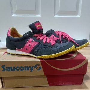 saucony bullet sneaker